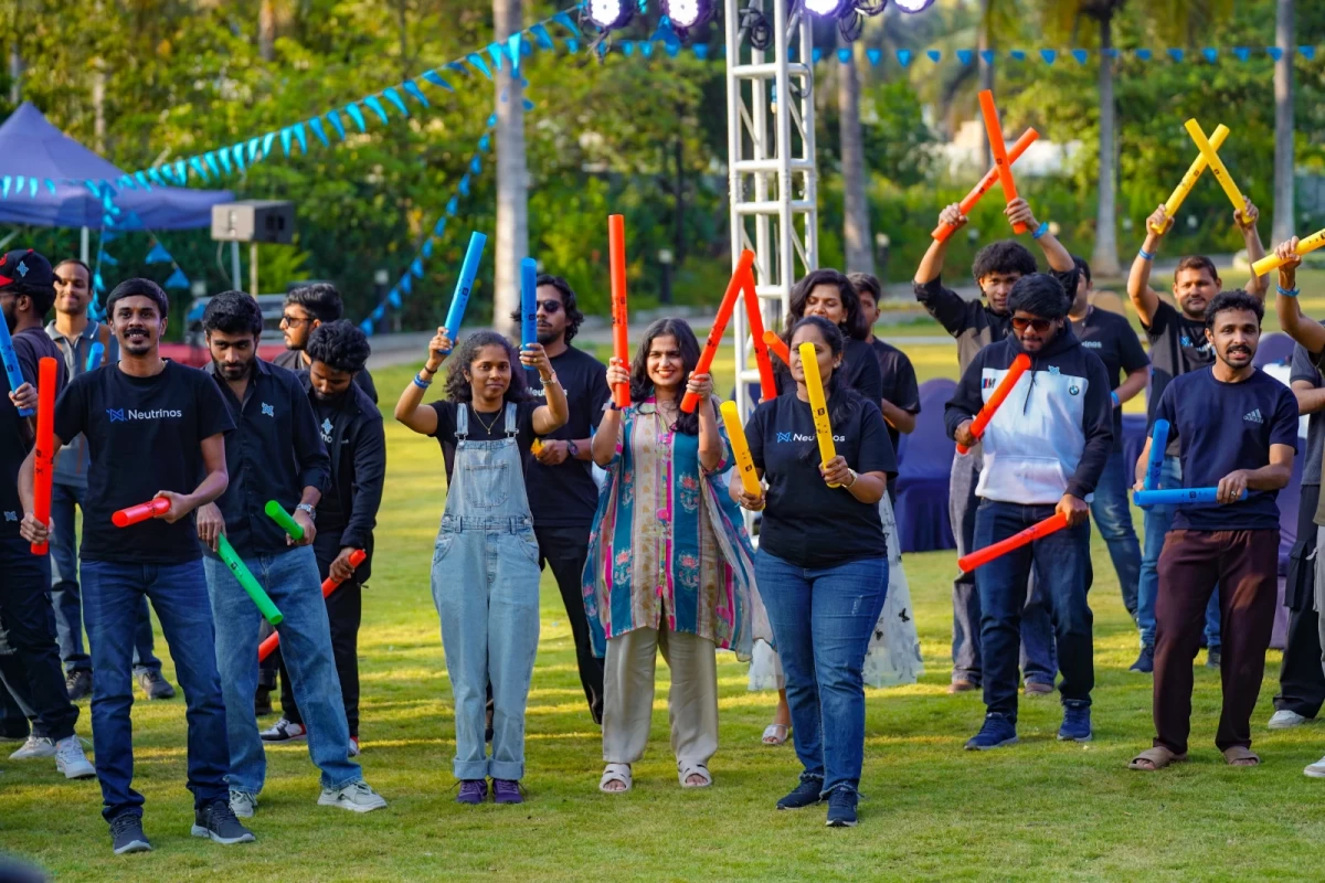 Lawn-led team building – Hampi corporate offsite