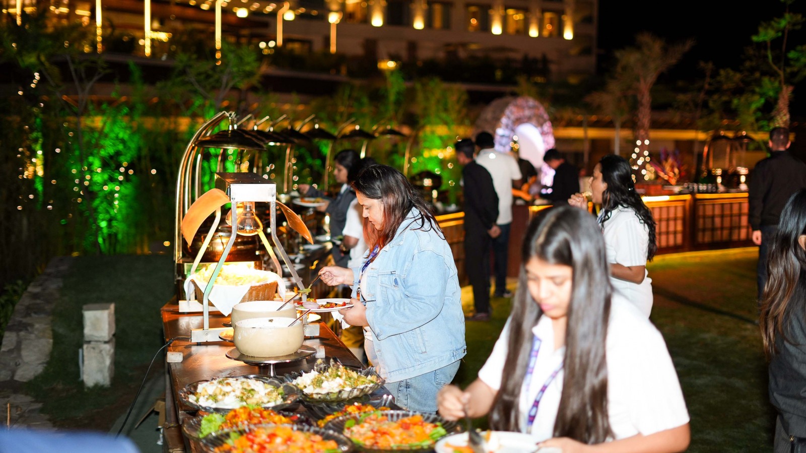 Corporate teams networking and evening programmes during a Rishikesh region offsite
