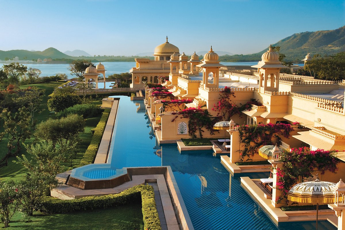 Premium hotel accommodation in Kochi — multi-day corporate retreats and leadership offsites